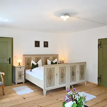 Farm stay Siglhof Am Pattenberg Bergen (Traunstein)